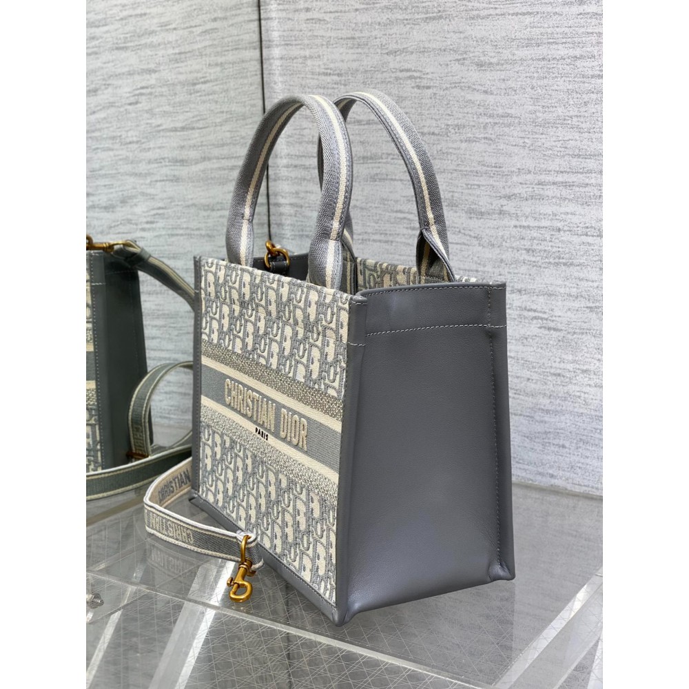 Dior Book Tote Small size 26.5 x 22 x 14 cm calfskin Bags