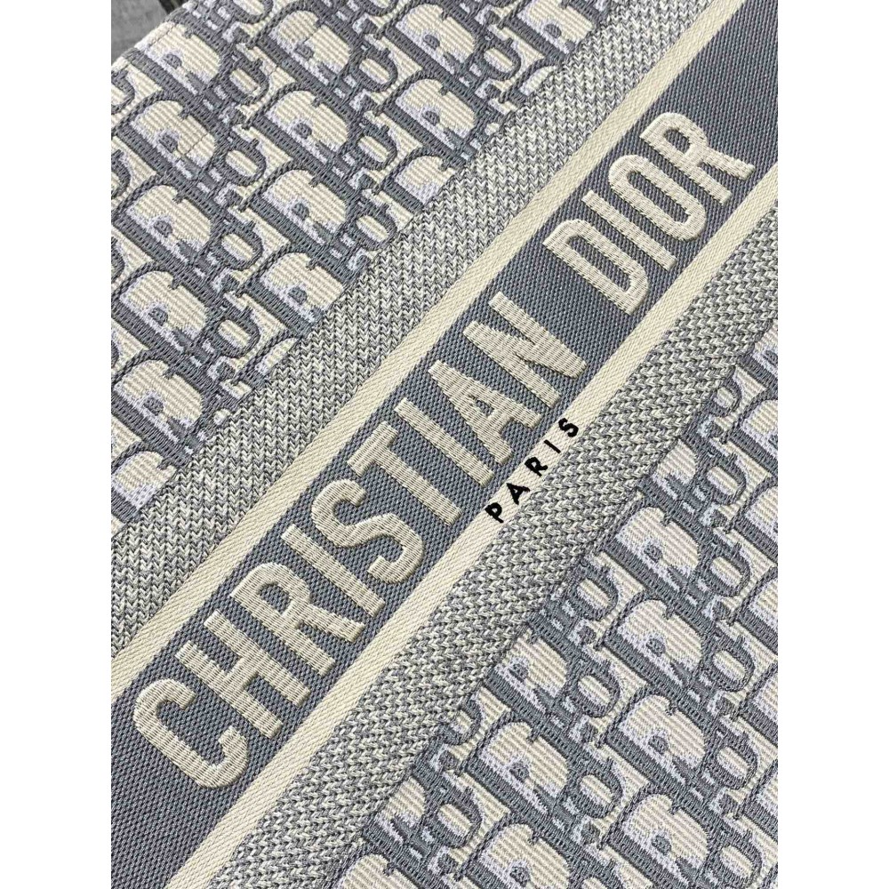 Dior Book Tote medium size 36.5 x 28 x 16.5 cm Bags