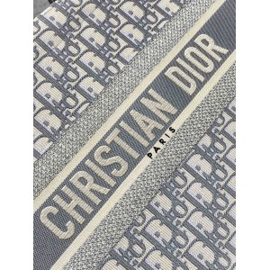 Dior Book Tote medium size 36.5 x 28 x 16.5 cm Bags