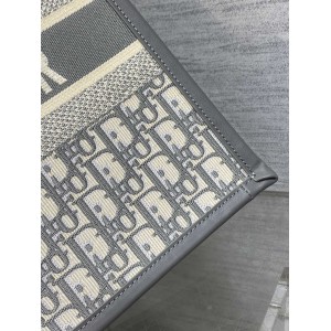 Dior Book Tote medium size 36.5 x 28 x 16.5 cm Bags
