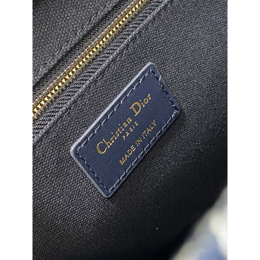 Dior Book Tote Small size 26.5 x 22 x 14 cm calfskin Bags