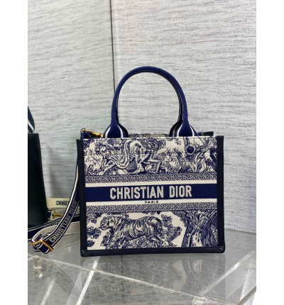 Dior Book Tote Small size 26.5 x 22 x 14 cm calfskin