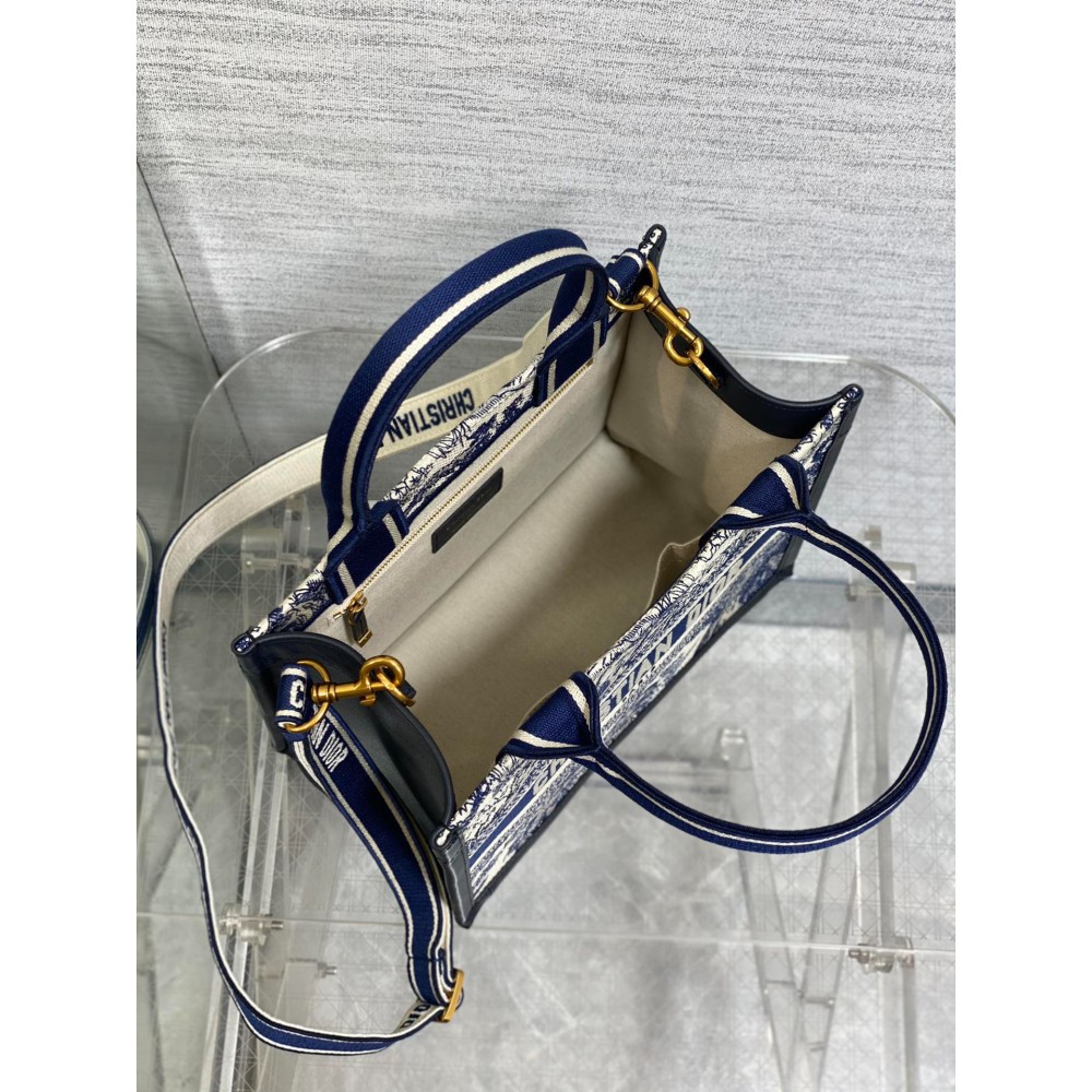 Dior Book Tote Small size 26.5 x 22 x 14 cm calfskin Bags