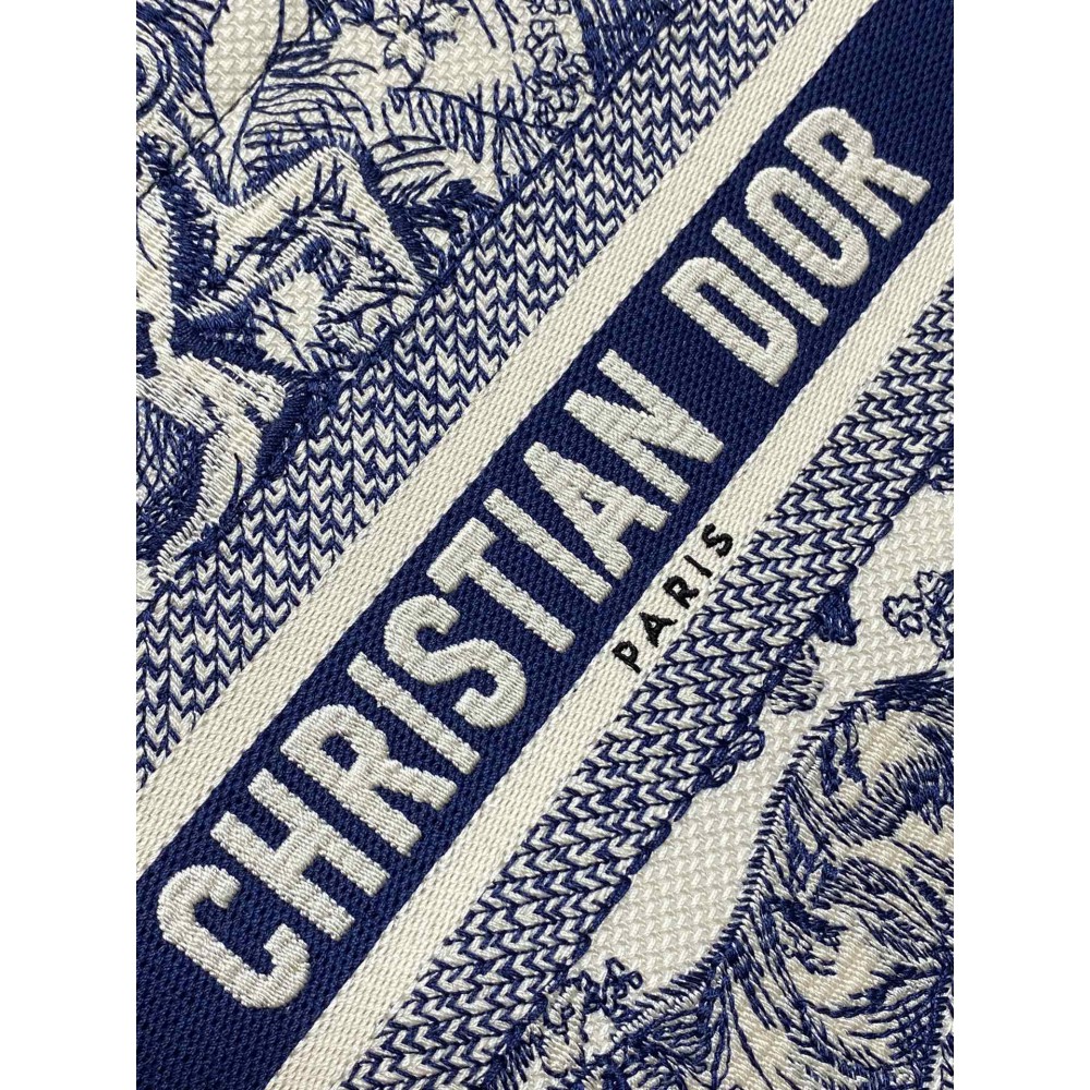 Dior Book Tote Small size 26.5 x 22 x 14 cm calfskin Bags