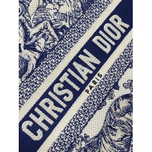 Dior Book Tote Small size 26.5 x 22 x 14 cm calfskin Bags