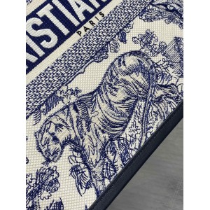 Dior Book Tote medium size 36.5 x 28 x 16.5 cm Bags