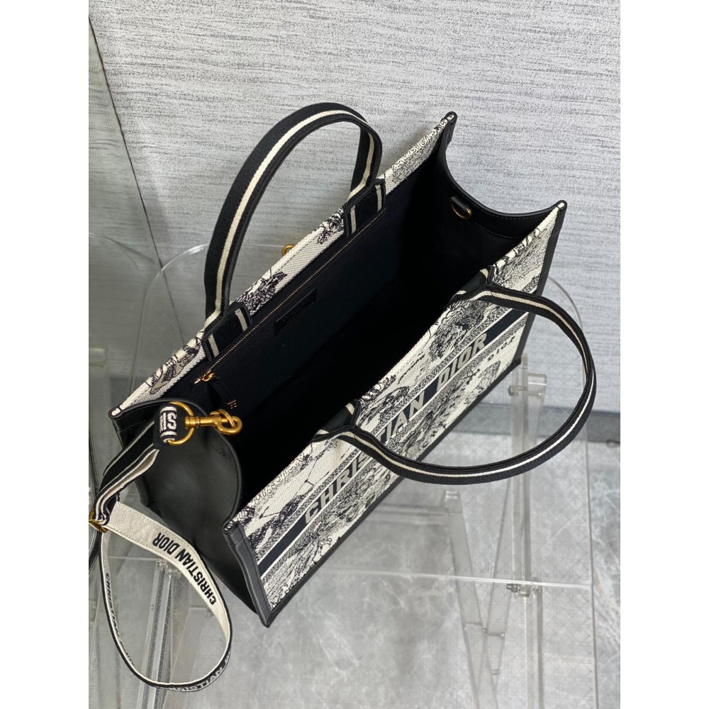 Dior Book Tote medium size 36.5 x 28 x 16.5 cm Bags