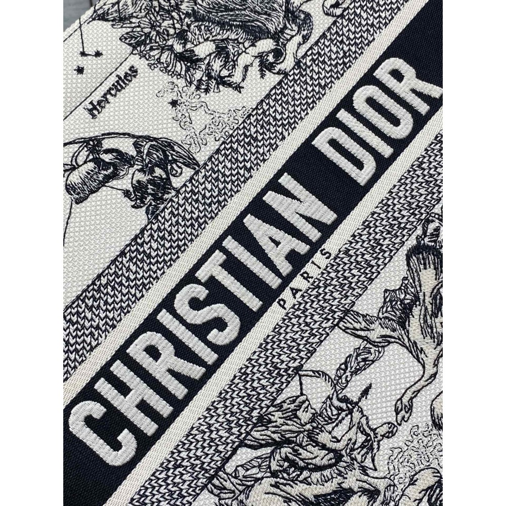 Dior Book Tote medium size 36.5 x 28 x 16.5 cm Bags