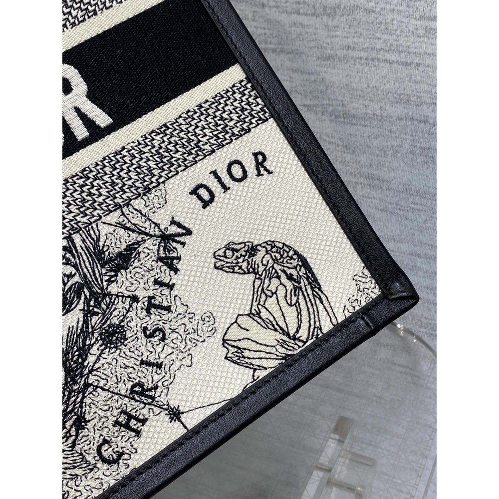 Dior Book Tote medium size 36.5 x 28 x 16.5 cm Bags