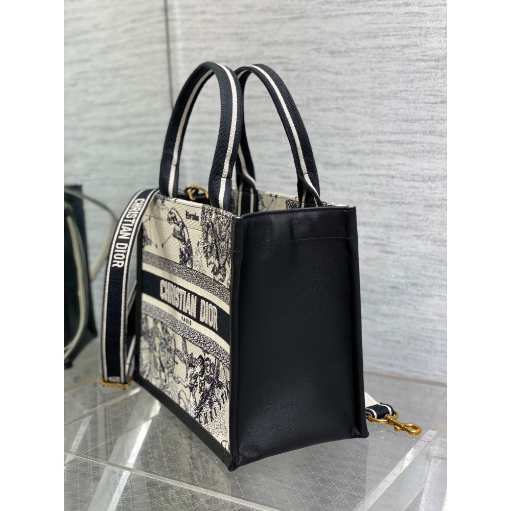 Dior Book Tote Small size 26.5 x 22 x 14 cm calfskin Bags