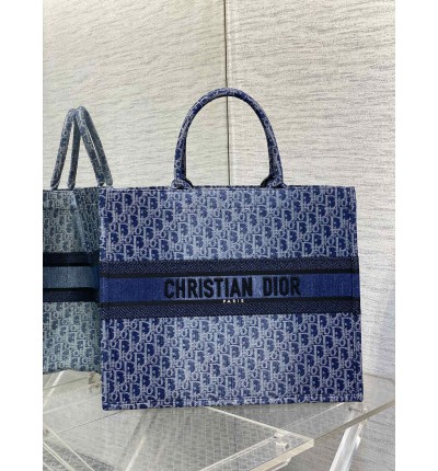 Dior Book Tote Large size 42 x 35 x 18.5 cm