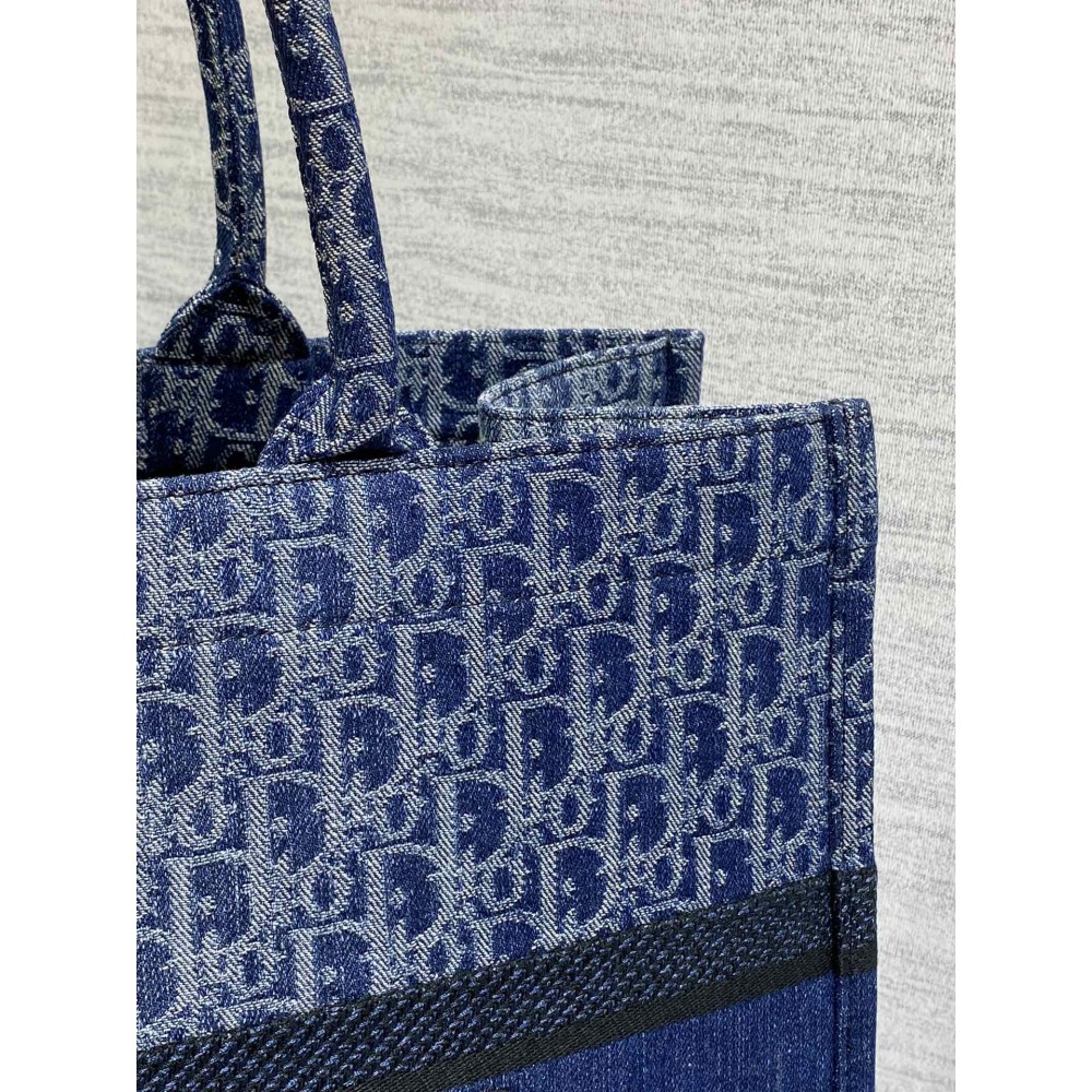 Dior Book Tote Large size 42 x 35 x 18.5 cm Bags