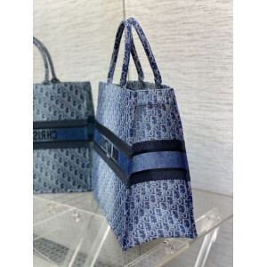 Dior Book Tote Large size 42 x 35 x 18.5 cm Bags