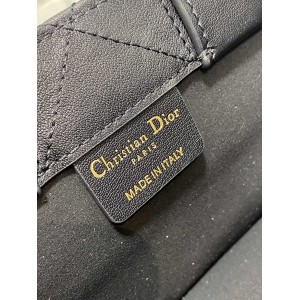 Dior Book Tote mini Macrocannage Calfskin 21.5 x 13 x 7.5 cm Bags
