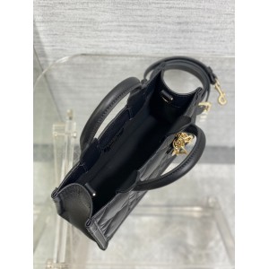 Dior Book Tote mini Macrocannage Calfskin 21.5 x 13 x 7.5 cm Bags