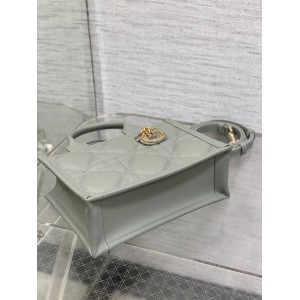 Dior Book Tote mini Macrocannage Calfskin 21.5 x 13 x 7.5 cm Bags
