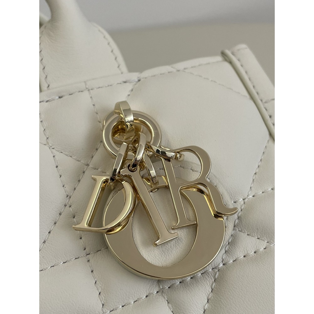 Dior Book Tote mini Macrocannage Calfskin 21.5 x 13 x 7.5 cm Bags