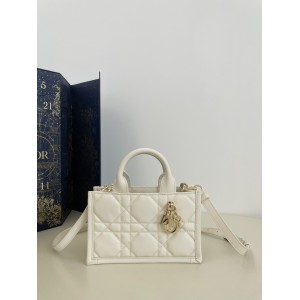 Dior Book Tote mini Macrocannage Calfskin 21.5 x 13 x 7.5 cm Bags