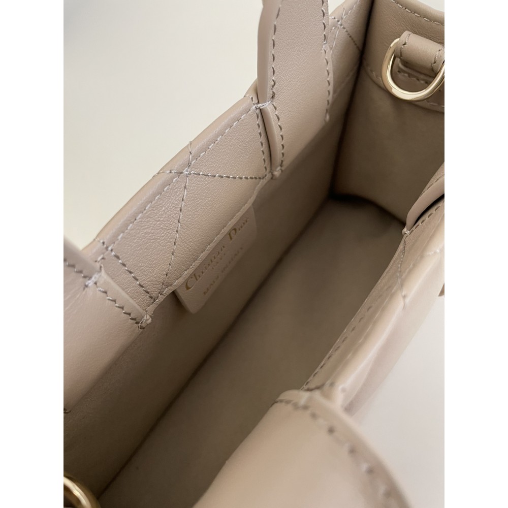 Dior Book Tote mini Macrocannage Calfskin 21.5 x 13 x 7.5 cm Bags