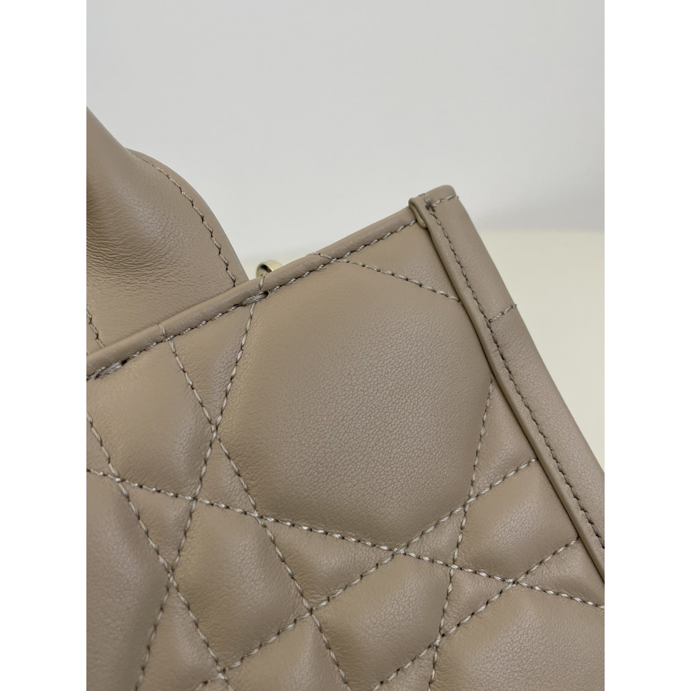 Dior Book Tote mini Macrocannage Calfskin 21.5 x 13 x 7.5 cm Bags