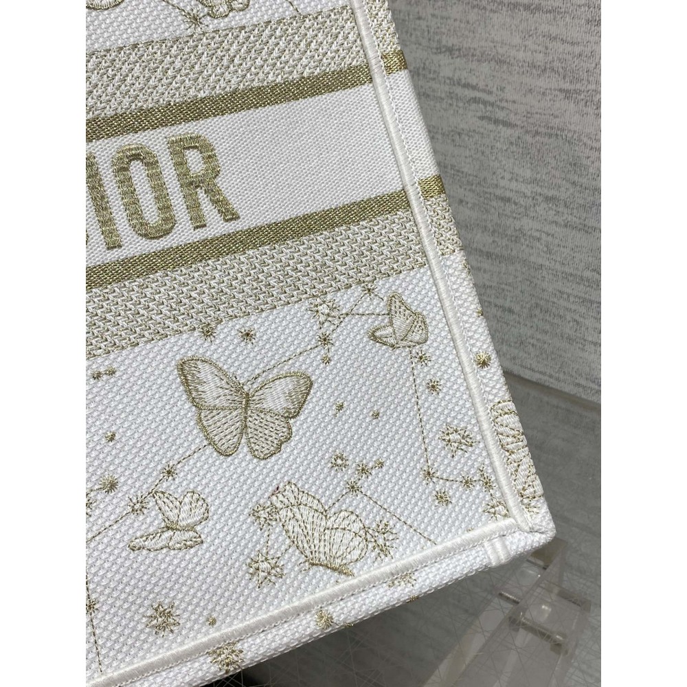 Dior Book Tote medium size 36.5 x 28 x 16.5 cm Bags