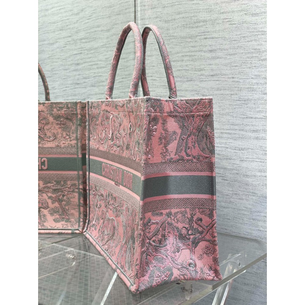 Dior Book Tote Large size 42 x 35 x 18.5 cm Bags