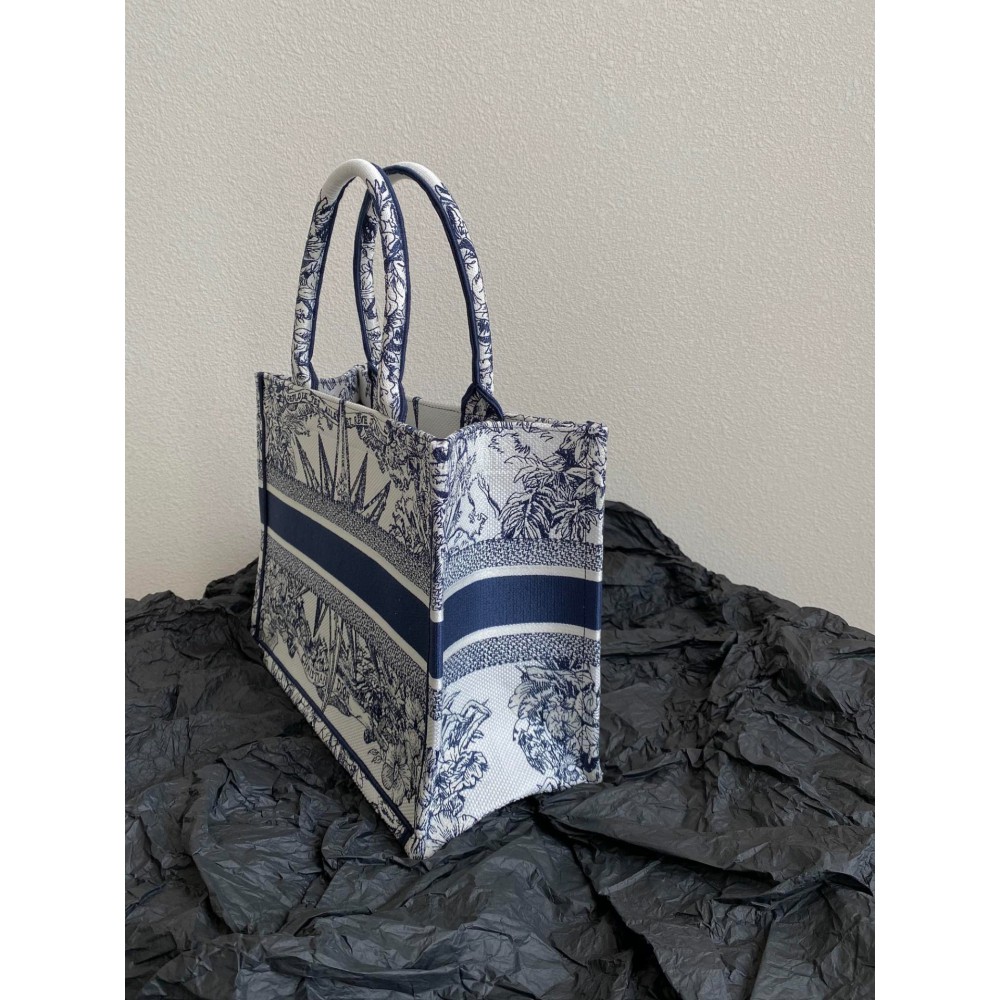 Dior Book Tote medium size 36.5 x 28 x 16.5 cm Bags