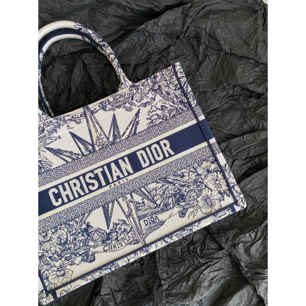 Dior Book Tote medium size 36.5 x 28 x 16.5 cm Bags