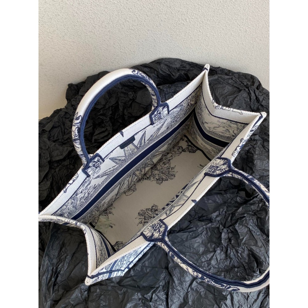 Dior Book Tote Large size 42 x 35 x 18.5 cm Bags
