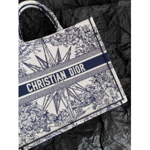 Dior Book Tote Large size 42 x 35 x 18.5 cm Bags