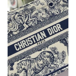 Dior Book Tote Small size 26.5 x 22 x 14 cm Bags