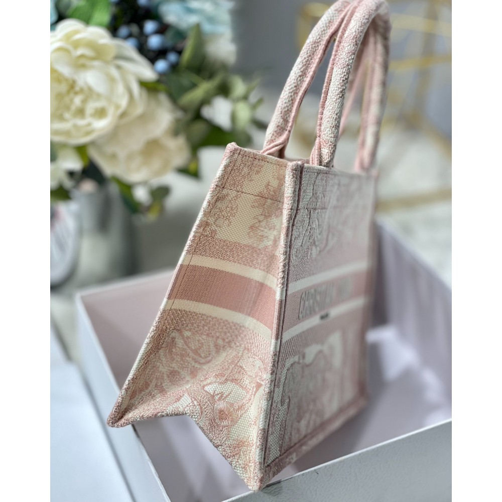 Dior Book Tote Small size 26.5 x 22 x 14 cm Bags