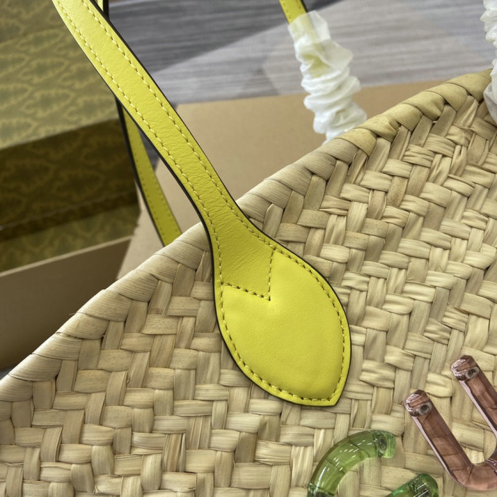 Gucci Mini straw tote with Gucci logo 782381 