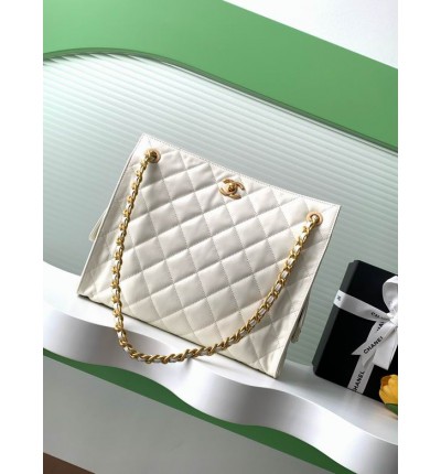 Chanel hobo tote bag 26x31x13cm leather lampskin