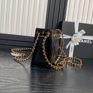 Chanel clutch bag shiny lambskin gold tone 21x16x7cm Bags