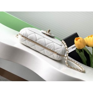 Chanel mini quilted lambskin crossbody bag 13x18x5cm Bags