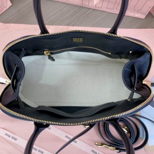 Miu Miu Aventure leather handbag 33x17x11cm Bags