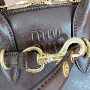 Miu Miu Aventure leather handbag 28x16.5x10cm Bags