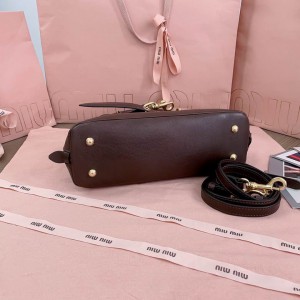 Miu Miu Aventure leather handbag 28x16.5x10cm Bags