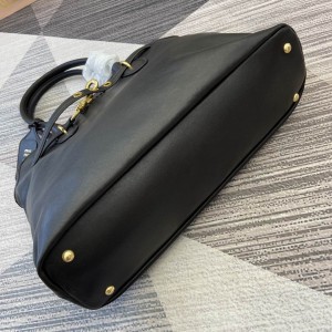 Miu Miu Aventure leather handbag 31x40x13cm Bags