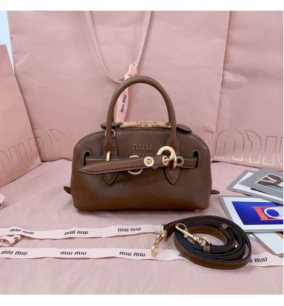 Miu Miu Aventure leather handbag 21x13.5x8cm