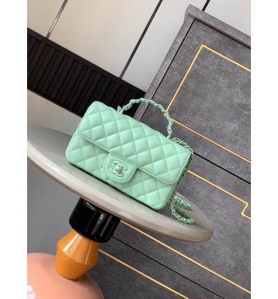 Chanel coco flap bag leather lambskin 12.5x20x6cm