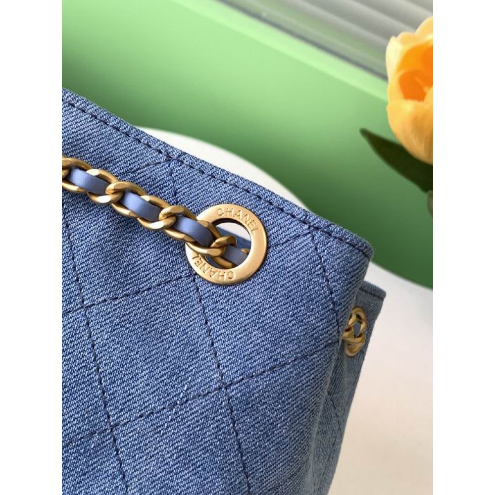 Chanel hobo backpack 24.5x18.8cm denim 