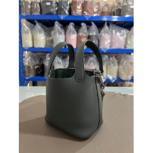 Hermes Picotin Lock 18 bag L 18 x H 19 x D 13 cm Bags