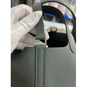 Hermes Picotin Lock 18 bag L 18 x H 19 x D 13 cm Bags