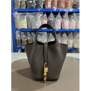 Hermes Picotin Lock 18 bag L 18 x H 19 x D 13 cm Bags