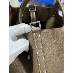Hermes Picotin Lock 18 bag L 18 x H 19 x D 13 cm Bags