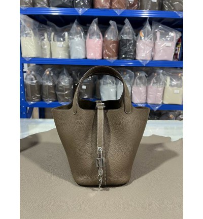 Hermes Picotin Lock 18 bag L 18 x H 19 x D 13 cm