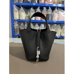 Hermes Picotin Lock 18 bag L 18 x H 19 x D 13 cm Bags