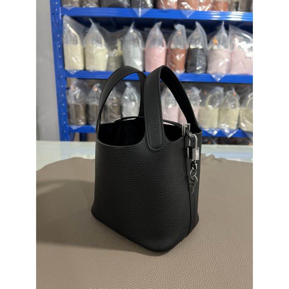 Hermes Picotin Lock 18 bag L 18 x H 19 x D 13 cm Bags